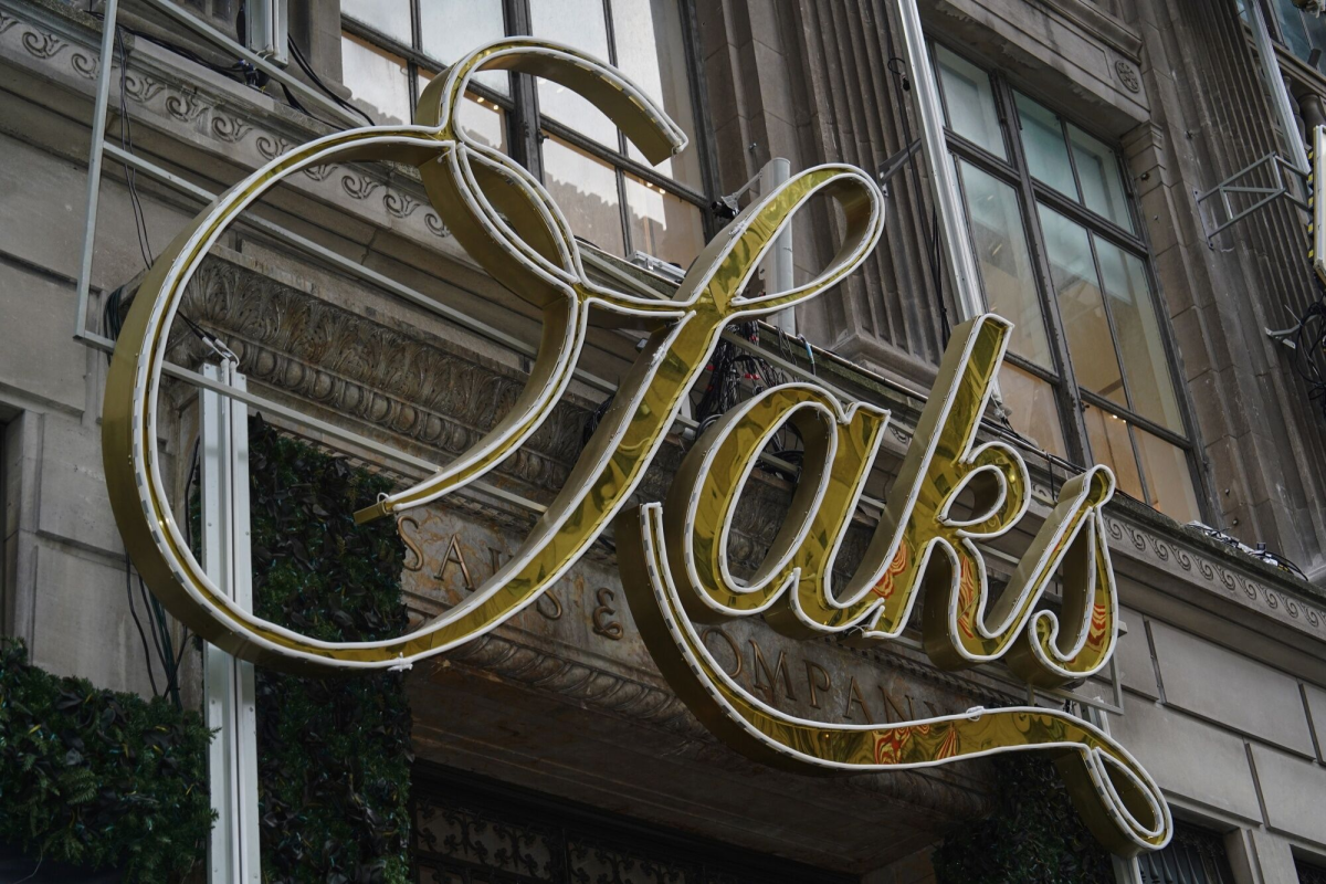 Judge Approves Saks Bankruptcy Financing Over Amazon Objection