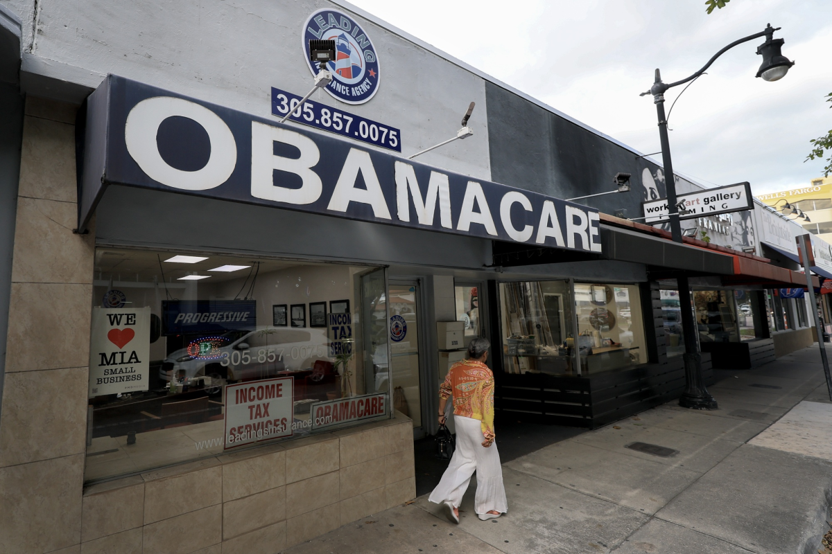Obamacare Enrollment Deadline Arrives Amid Stalled Subsidy Talks