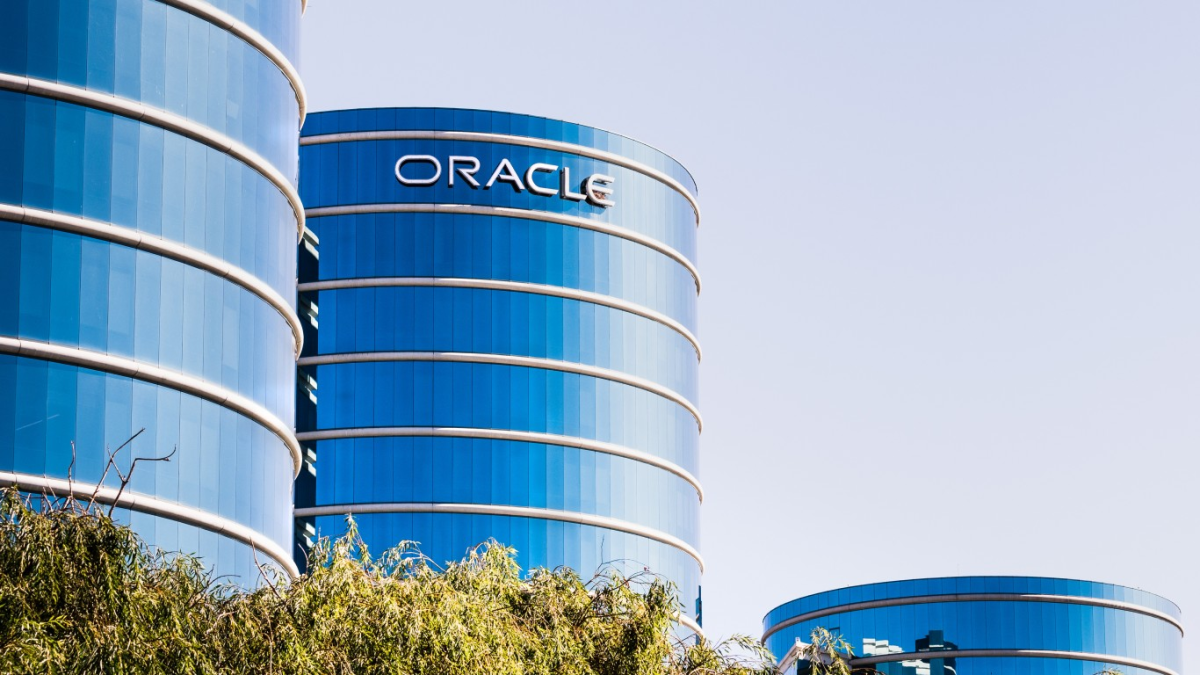Oracle Stock Rebounds as OpenAI Developments Fuel Optimism