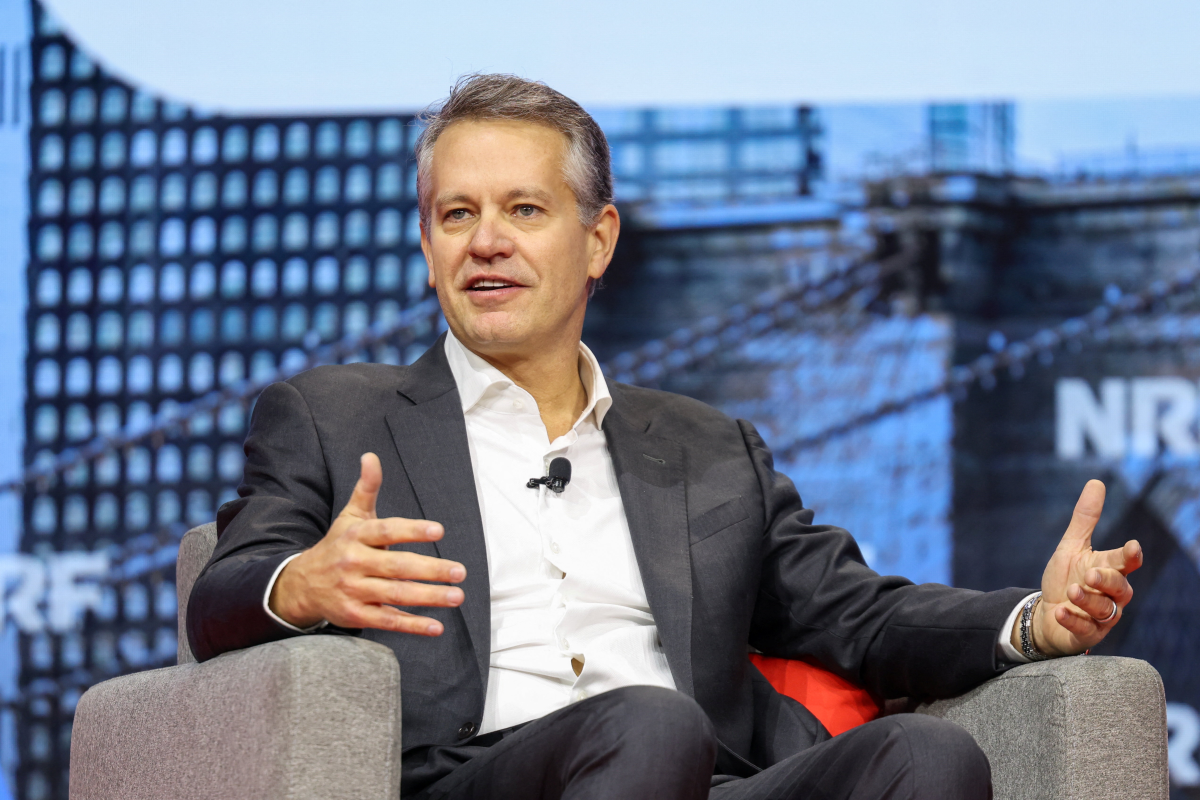 Walmart Announces Executive Shifts Ahead of CEO Change