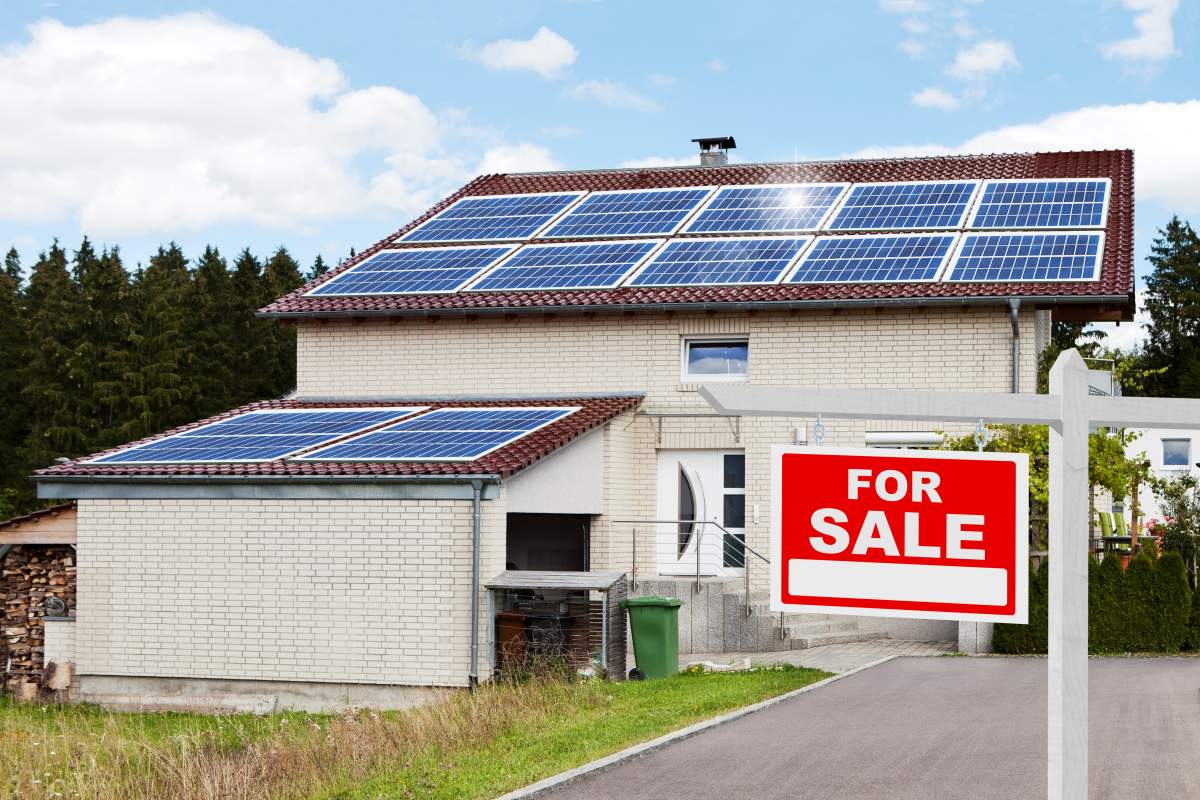Solar Leases Complicate Home Sales as Buyers Balk at Taking Over Contracts