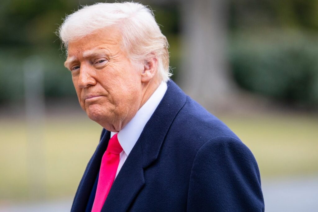 Economist Paul Krugman Criticizes Trump's Credit Card Rate Cap Announcement as Legally Void