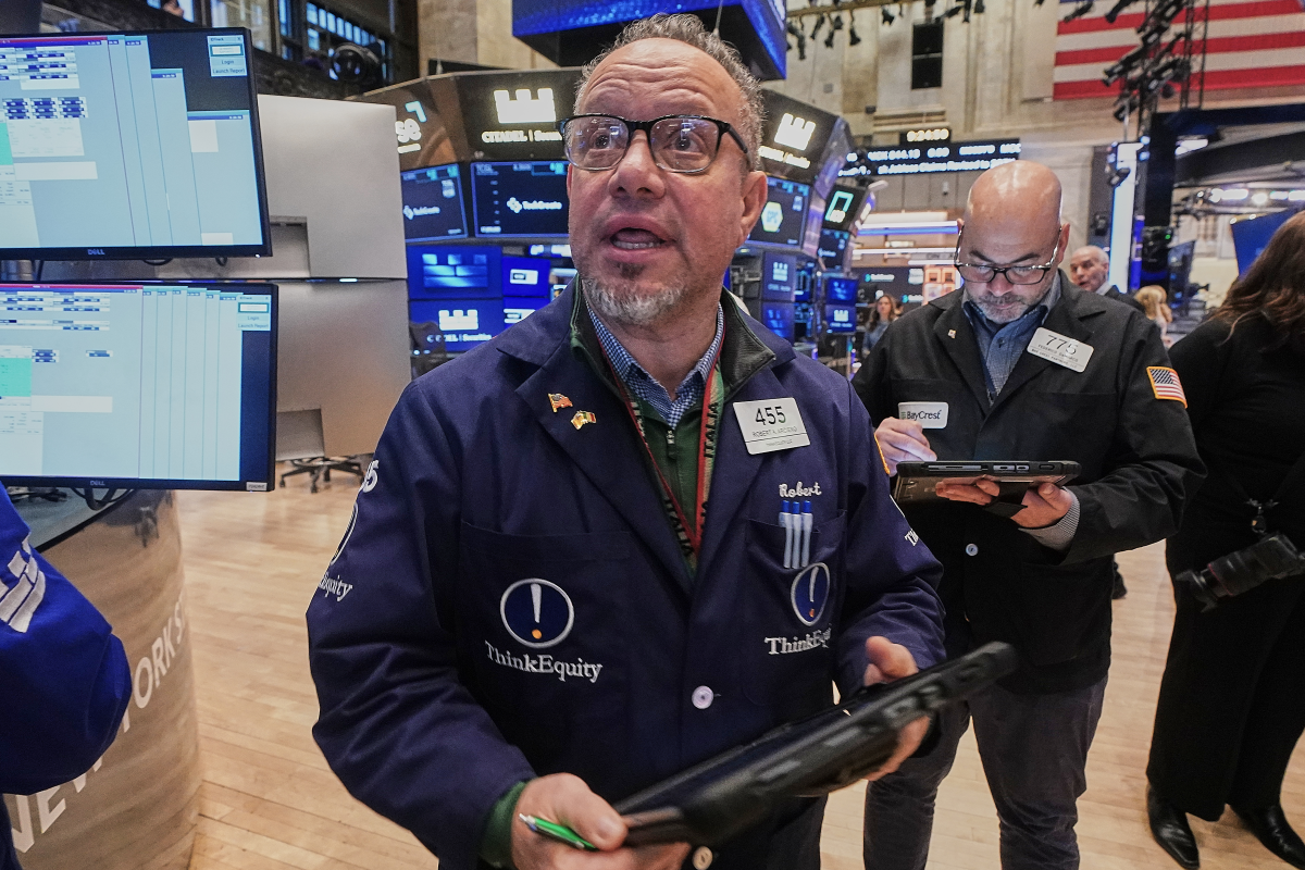Market Broadens Beyond Tech as AI Enthusiasm Drives Gains