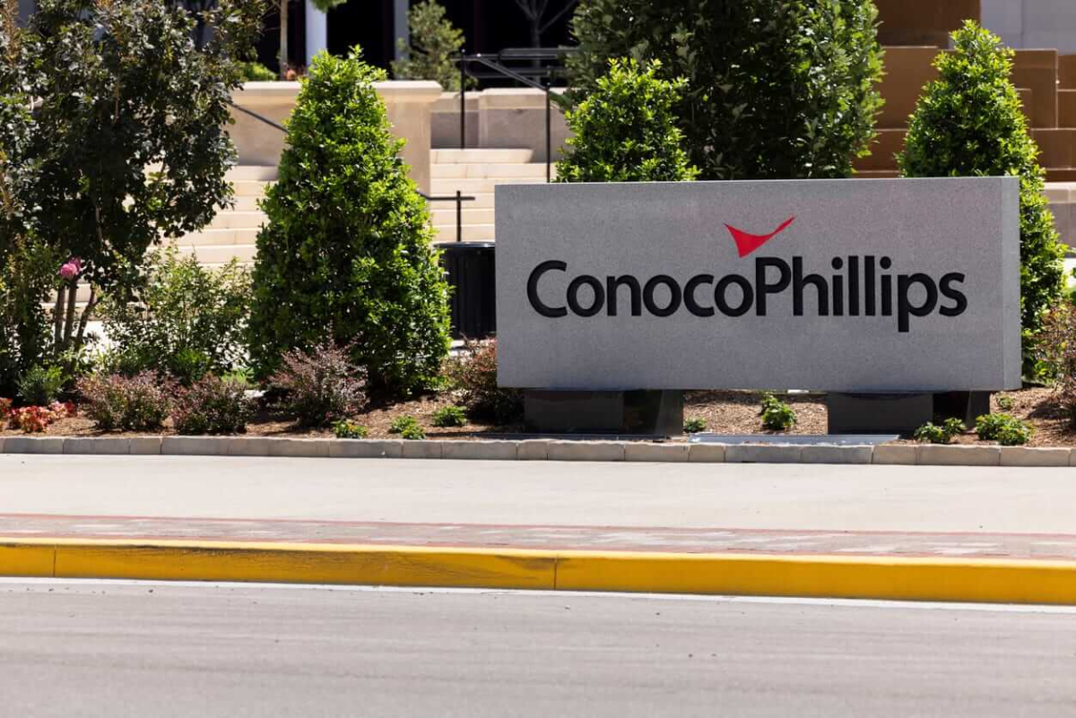 ConocoPhillips Stock Shows Undervalued Potential with Dividend Yield Analysis