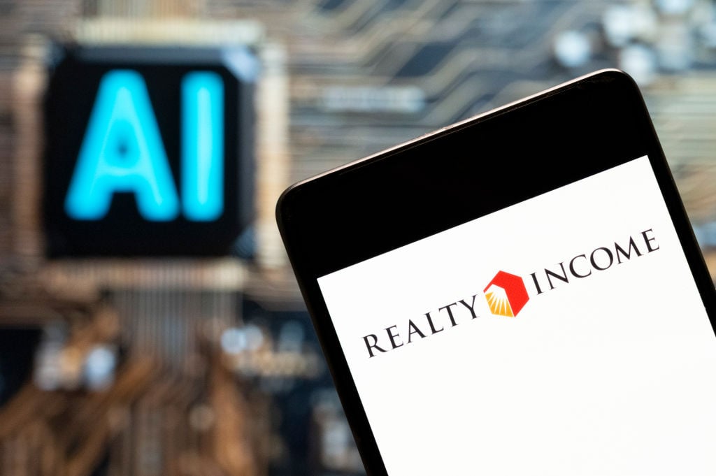 Realty Income and Schwab REIT ETF Highlighted for Investment Portfolios